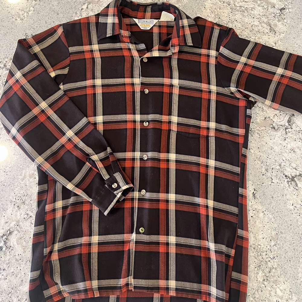 Vintage 80s Sears Men's Casual Plaid Shirt - Black and Red